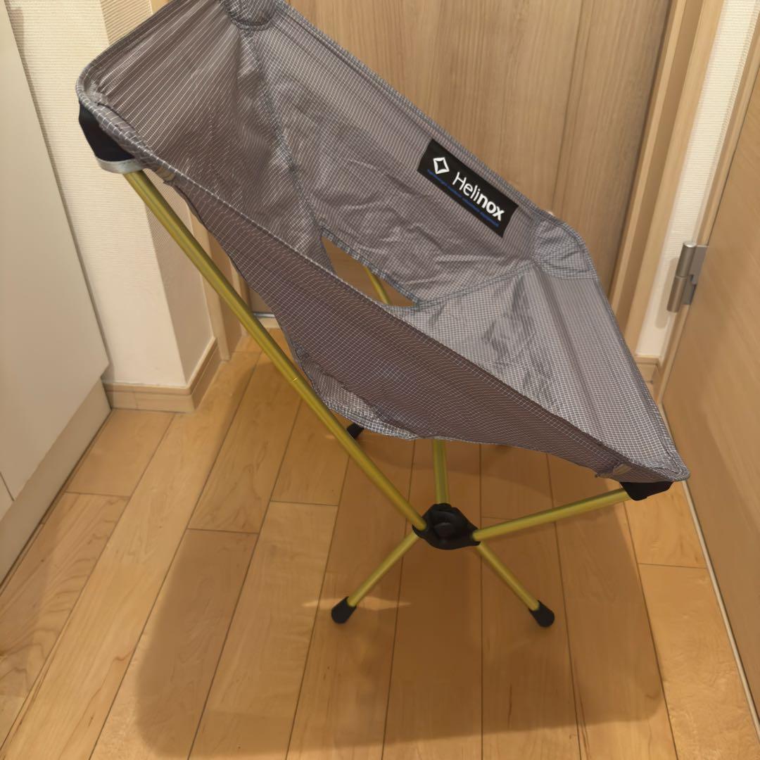極美品　Helinox チェアゼロ　グレー