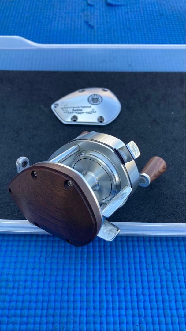 シマノ　Shimano Bantam100 バンタム100 ウッドカバー