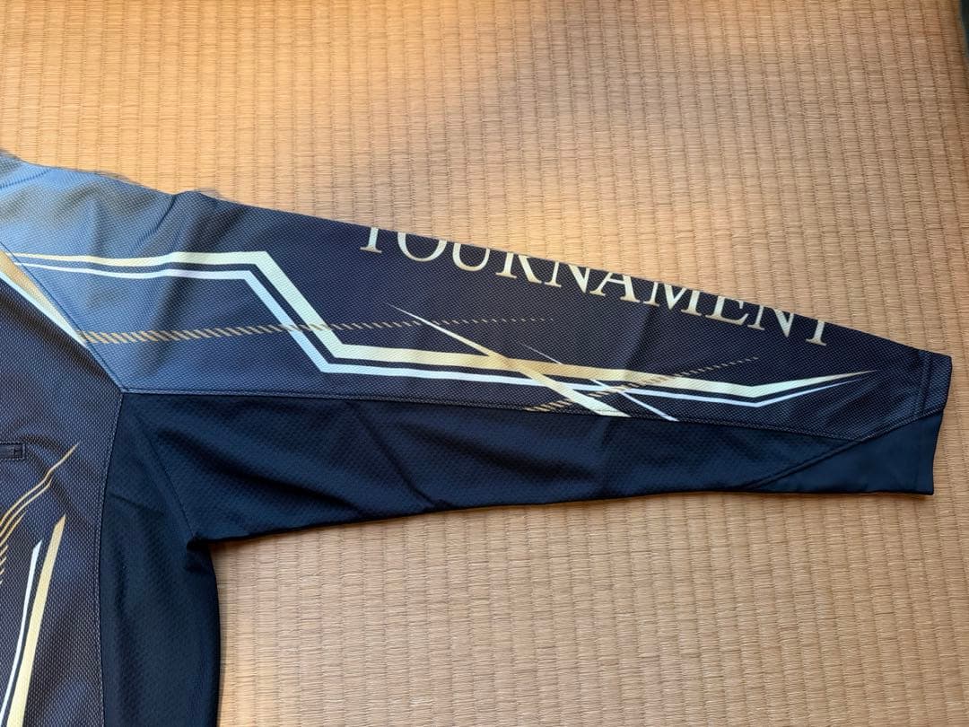 ダイワ トーナメント　ジップシャツ3XL
