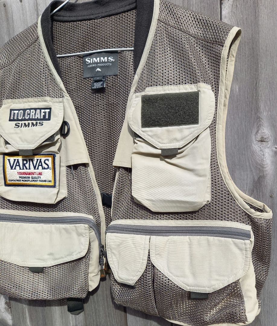 SIMMS シムスフィッシングベスト メッシュL 釣り渓流