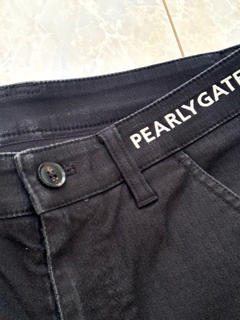 美品PEARLY GATES ゴルフパンツ　3 デニム風　ブラック×ホワイト