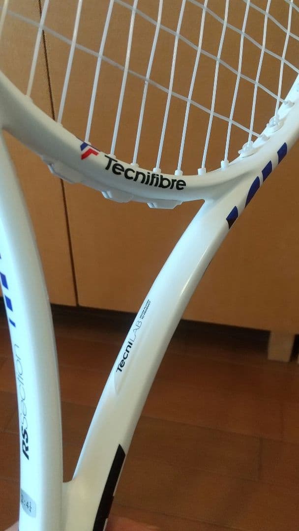 ラケット(硬式用) Tecnifibre T-fight300 G2