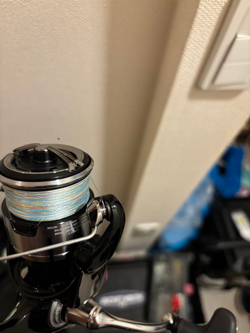 リール LEXA LT2500