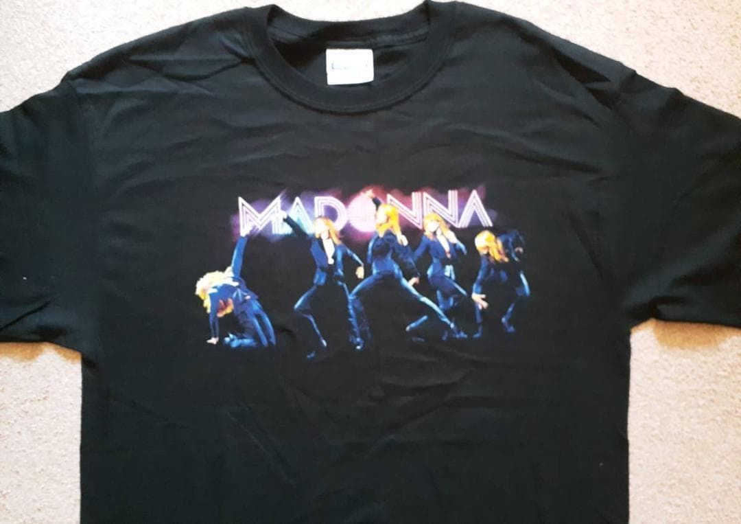 マドンナ 　Confessions Tour　大阪 京セラドーム公演　Tシャツ