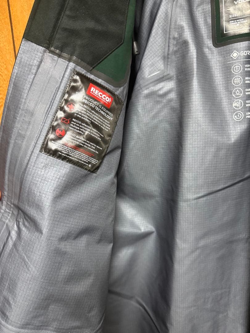 スノーボード VOLCOM ANYOX GUIDE JKT goretex