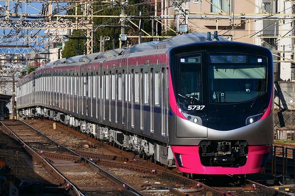 GM 京王5000系(京王ライナー・行先選択式)基本4両セット+増結6両セット
