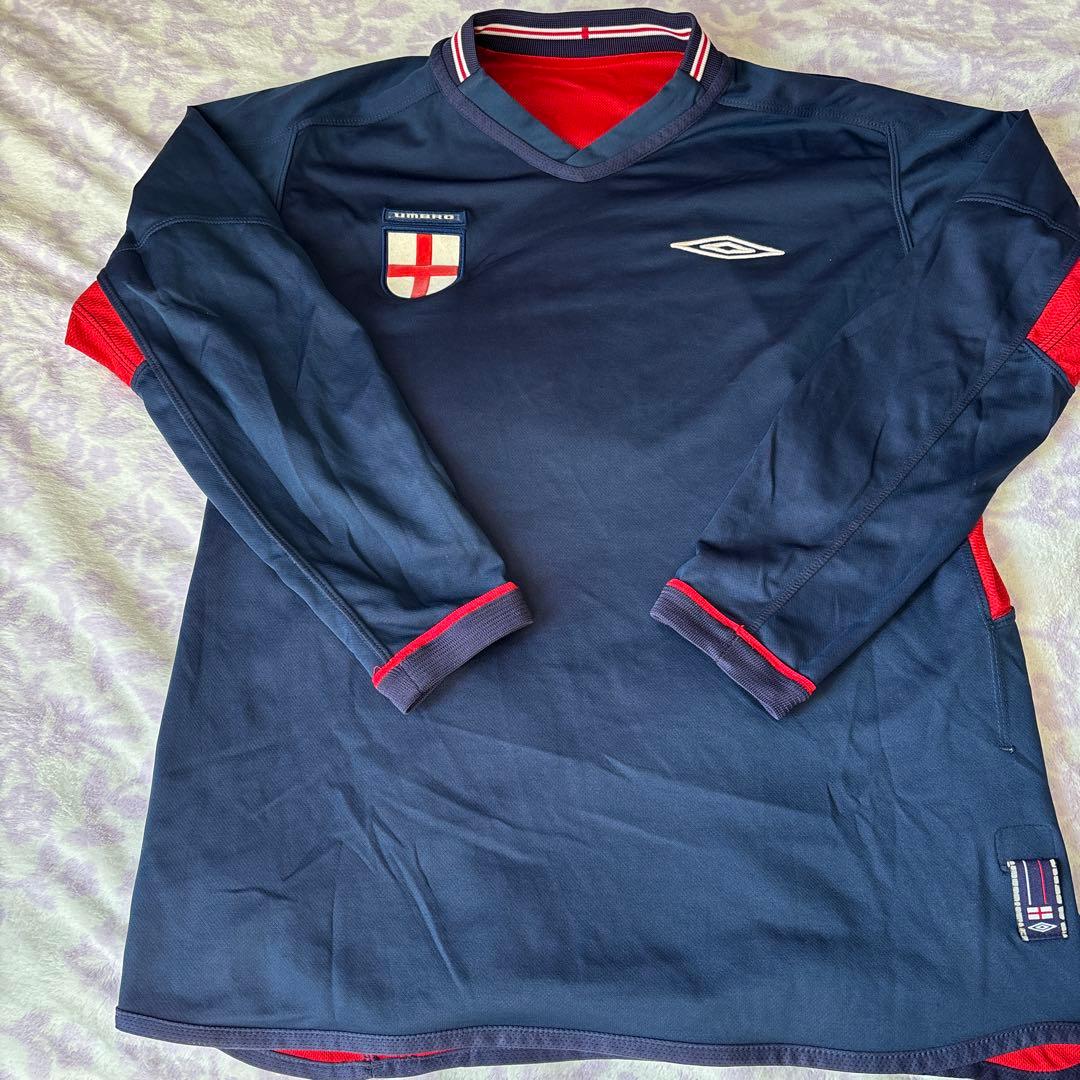 Umbro イングランド代表　away 2002