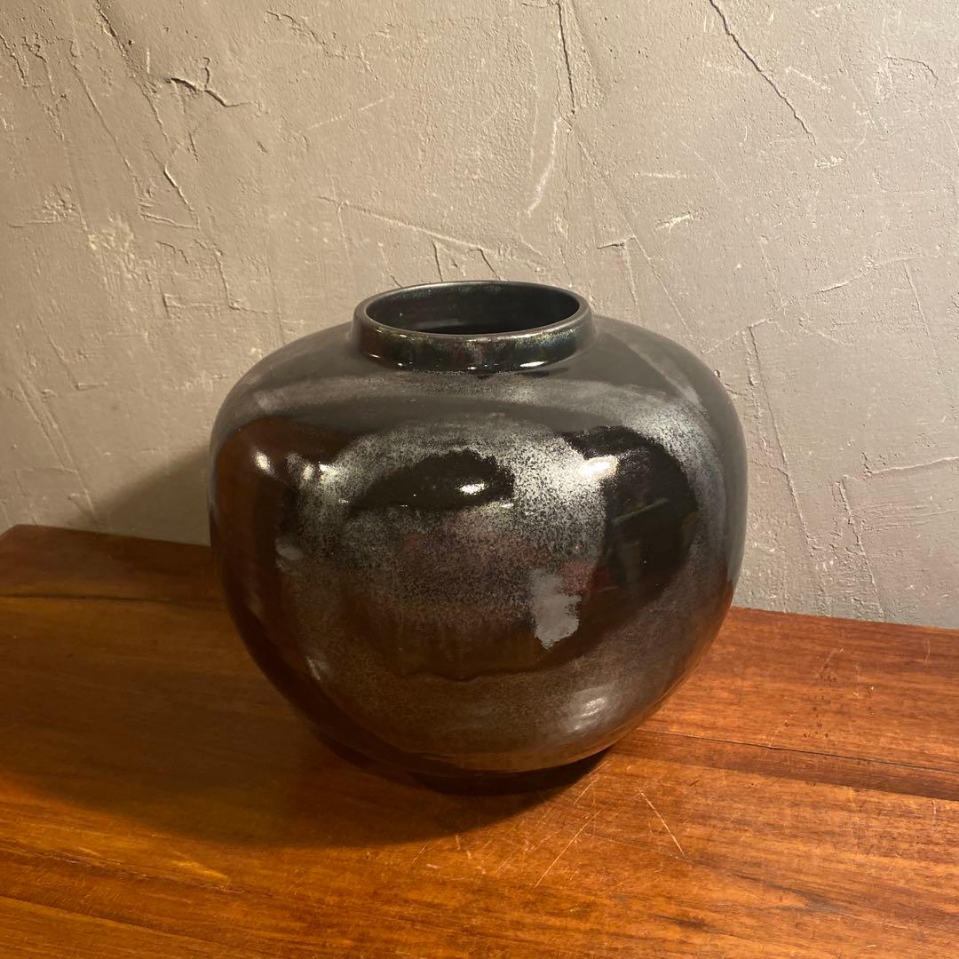 益子焼 鉄釉丸形花瓶 壺 関澤武作 共箱 花瓶 花入 骨董品