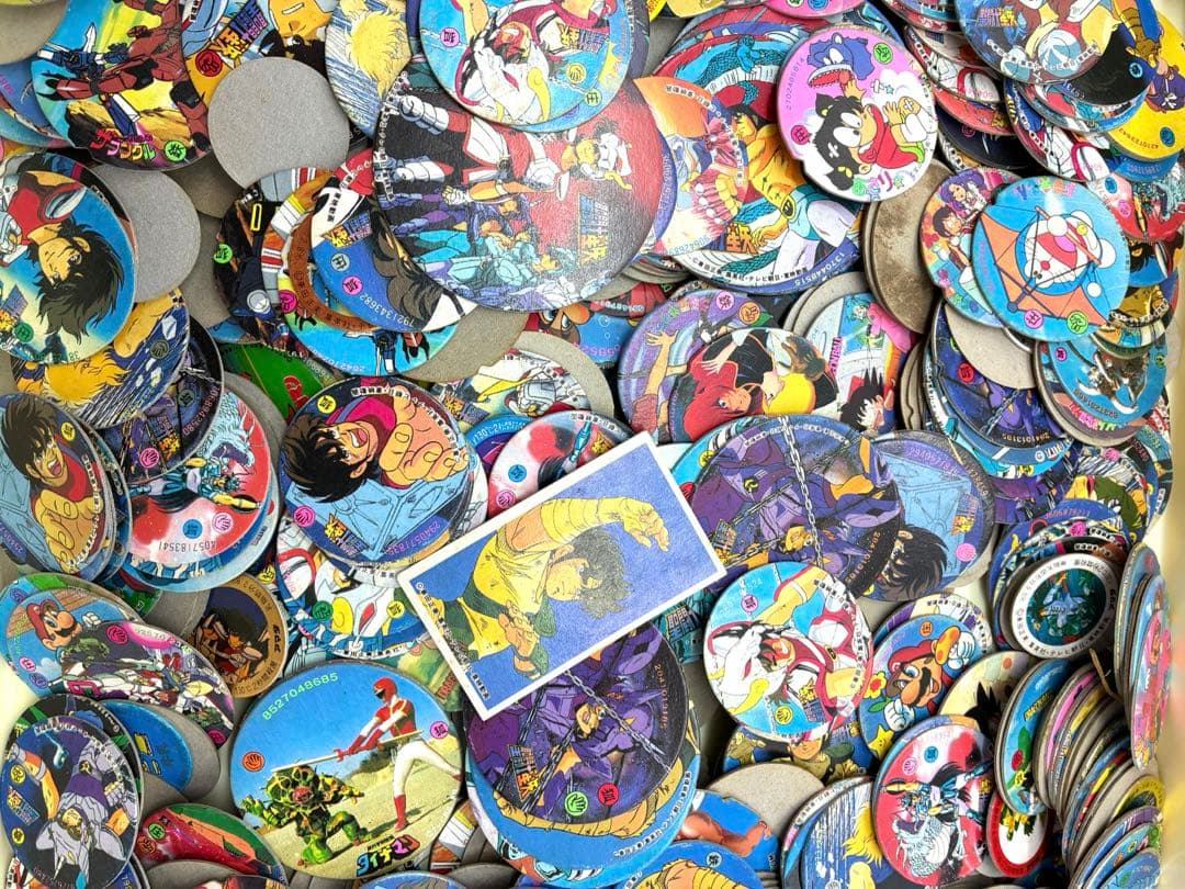 昭和レト　聖闘士星矢、ドラゴンボール等メンコ　大量まとめて　まとめ売り　②