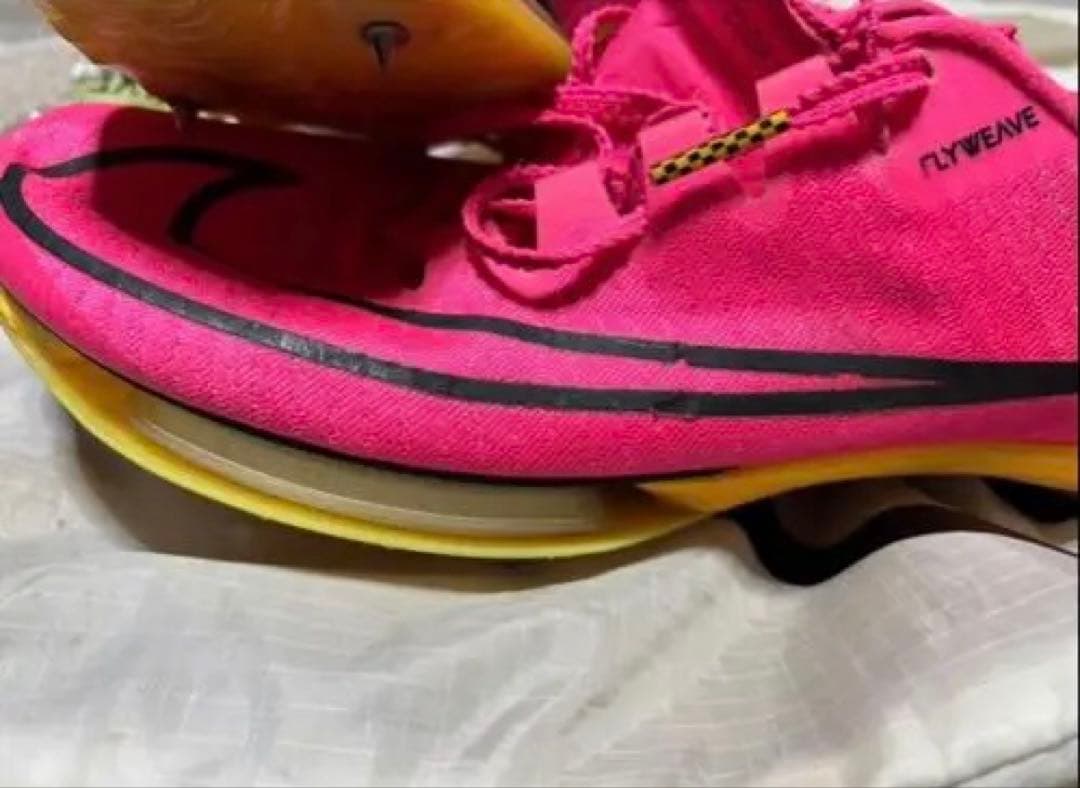 NIKE Zoom 人気色 ピンク マックスフライ 26