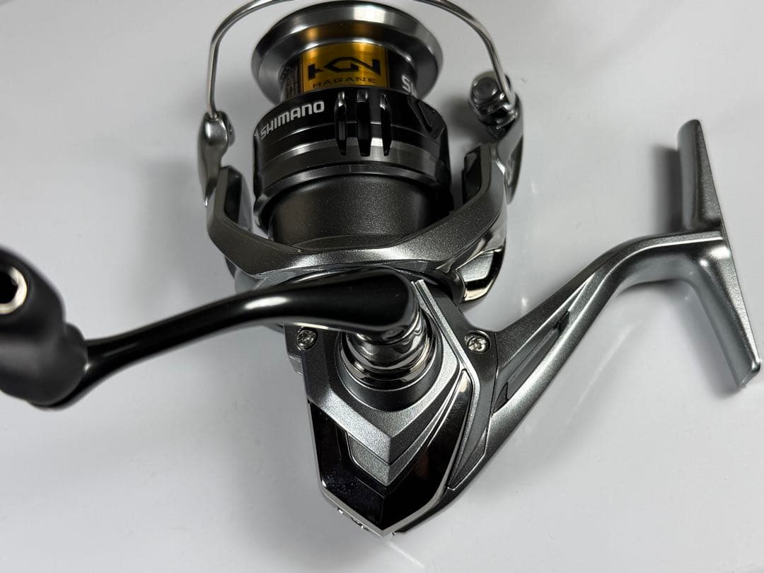 シマノ　21 ナスキー　2500HG 未使用品　スピニングリール