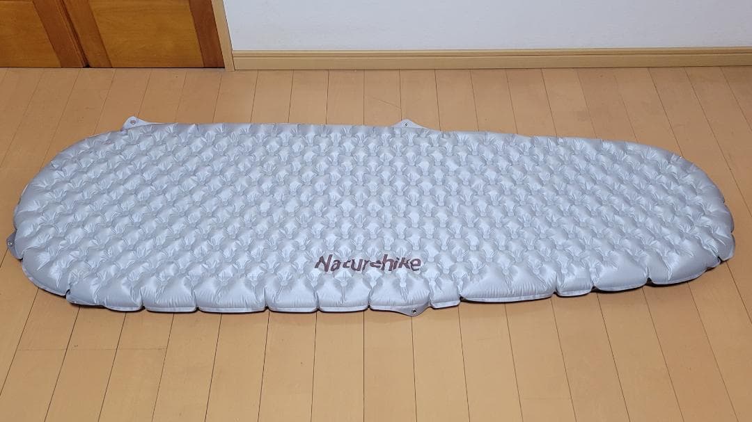 Naturehike スリーピングマット シルバー・ブラウン