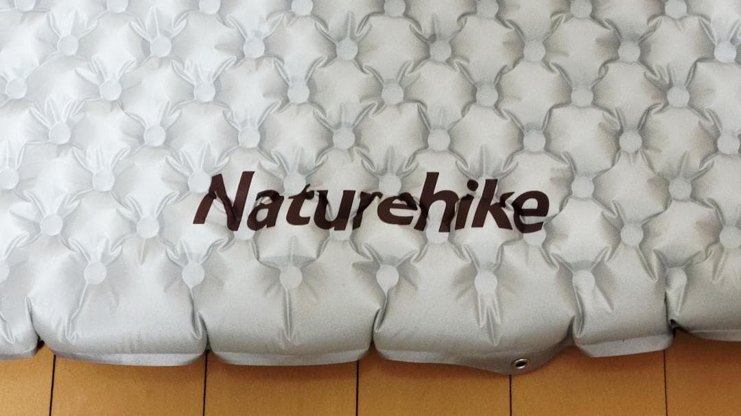 Naturehike スリーピングマット シルバー・ブラウン