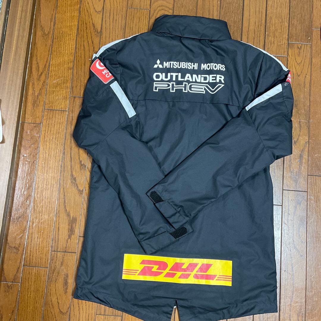 浦和レッズ　選手支給 Nike Shield ウィンドブレーカー L 黒