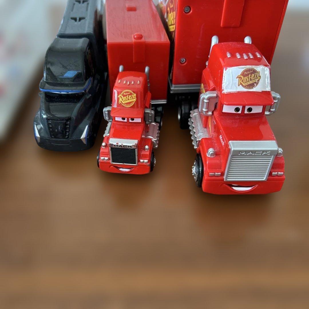 カーズ　トミカ31台セット