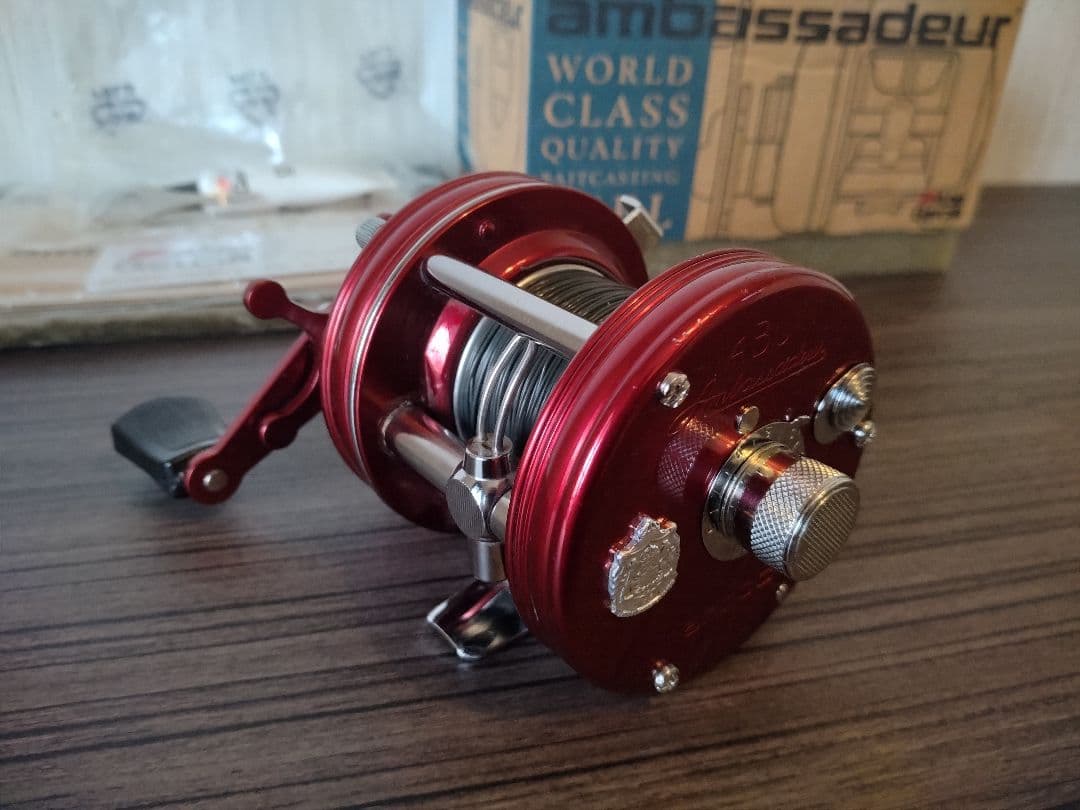 専用　アブ アンバサダー5500C Classic Red アブガルシア リール