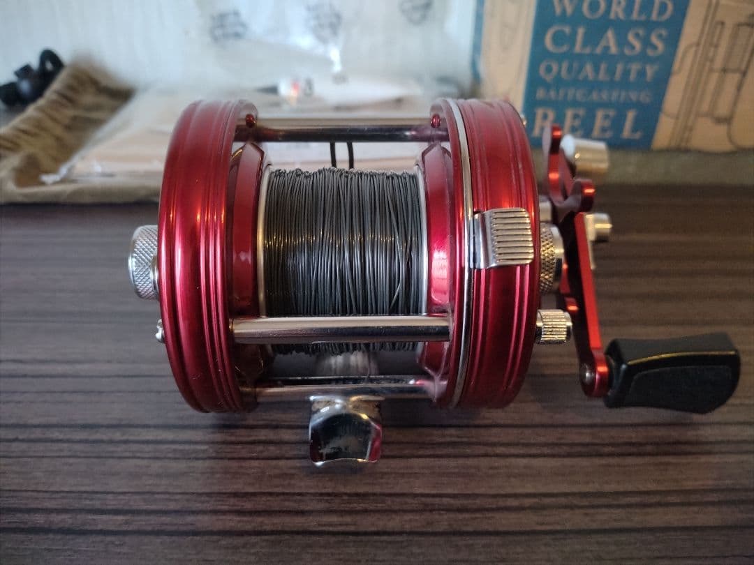 専用　アブ アンバサダー5500C Classic Red アブガルシア リール