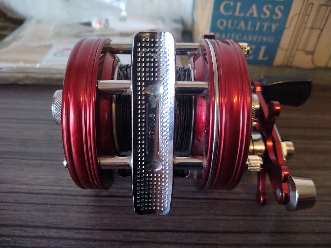 専用　アブ アンバサダー5500C Classic Red アブガルシア リール