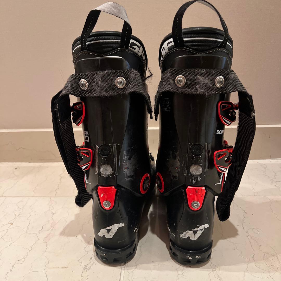 Nordica Dobermann GP110スキーブーツ