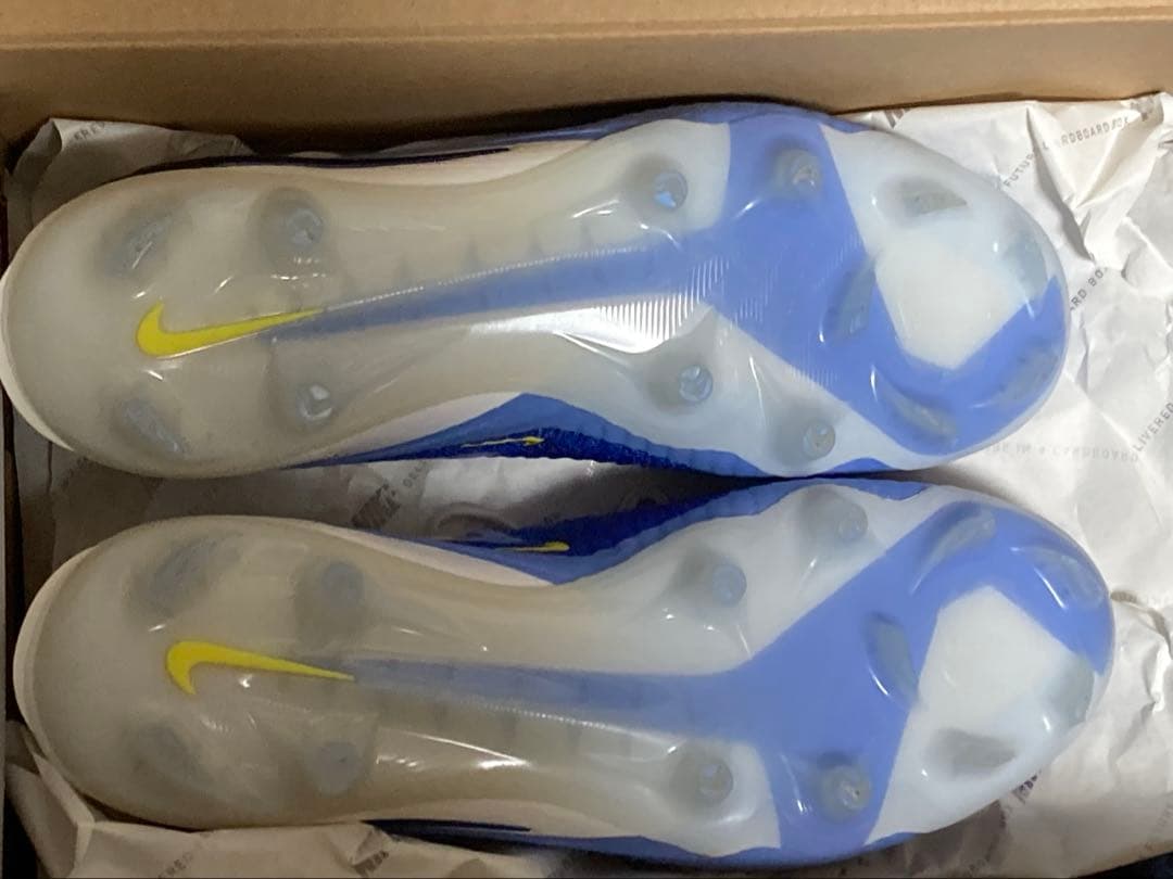 NIKEファントム6 LOW エリート FG LV8 25.5cm