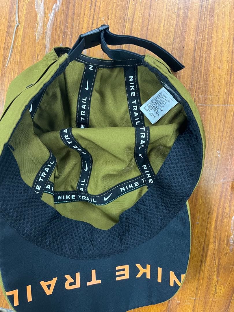ランニングシューズ