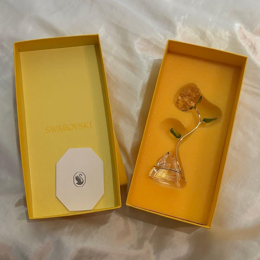Swarovski Florereローズ　クリスタルフラワー置物
