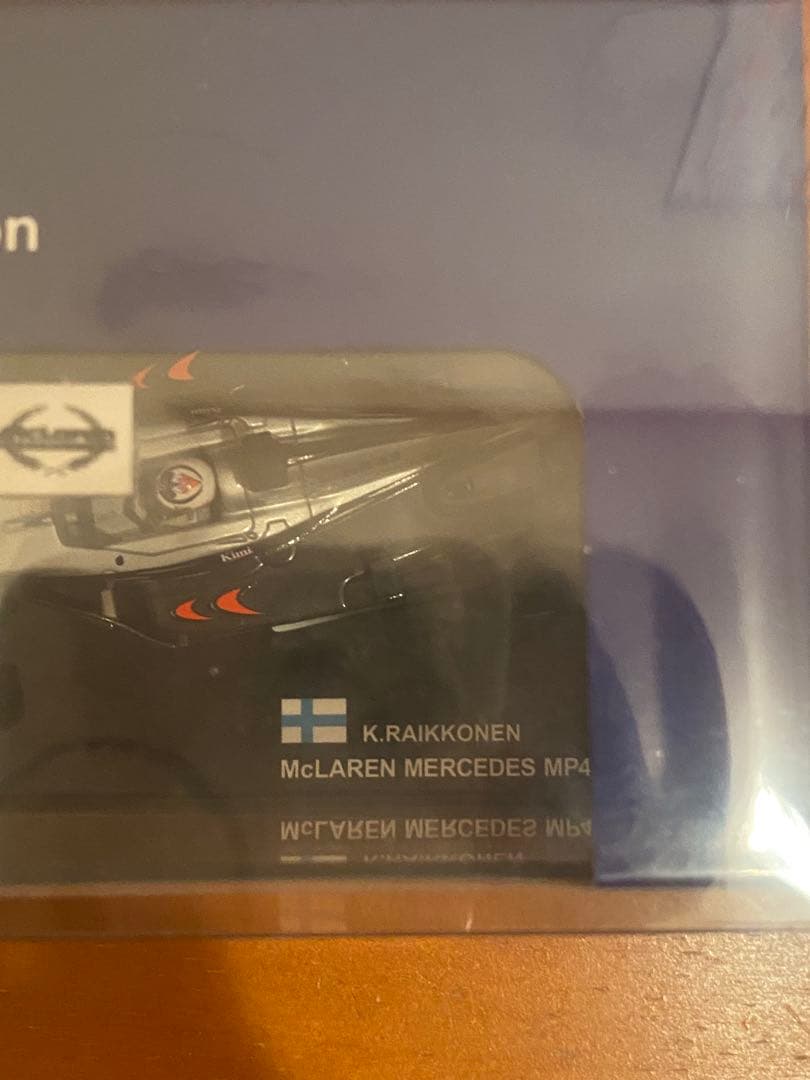 ミニチャンプス MP4-17D キミ・ライコネン 1/43