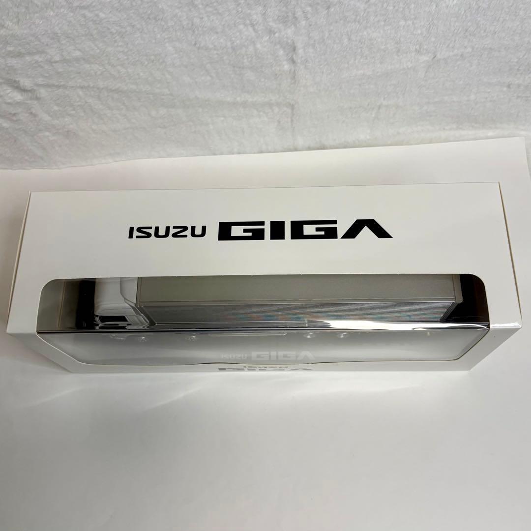 ISUZU GIGA いすゞ ギガ 1/43 ハイルーフ 4軸 ウイング 未開封