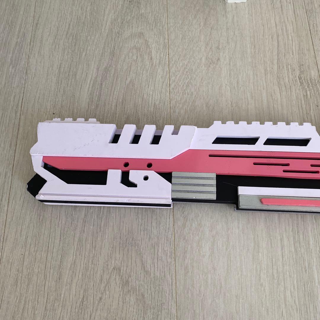 勝利の女神NIKKE バイパー　武器