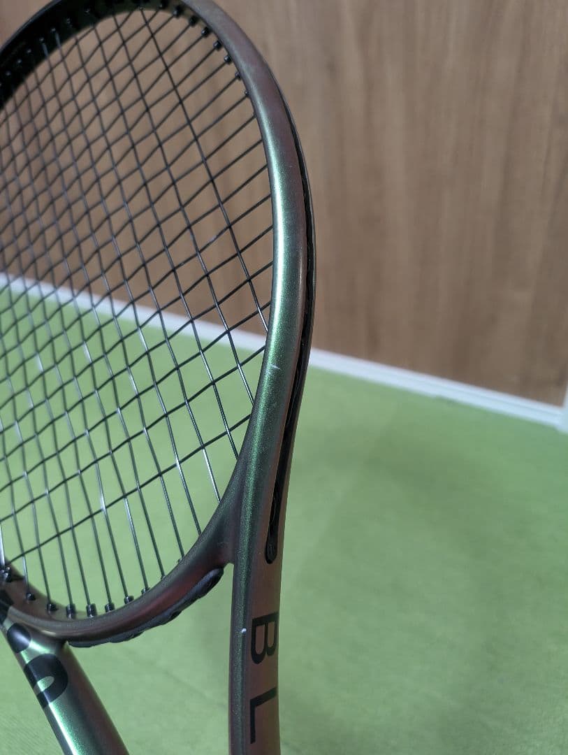 Wilson BLADE V8 100 テニスラケット G3