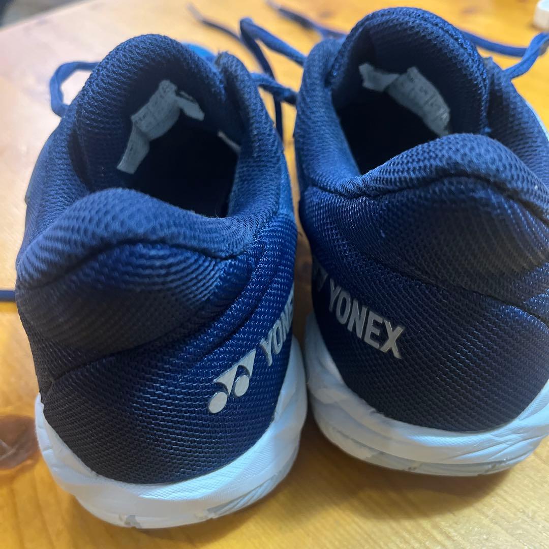 YONEX パワークッションカスケードドライブ　24cm