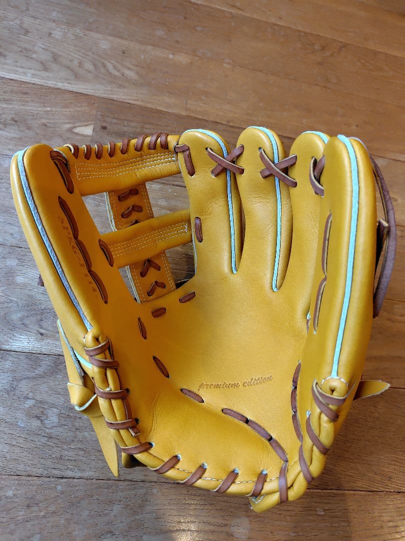 ハイゴールド硬式内野手用グローブ
