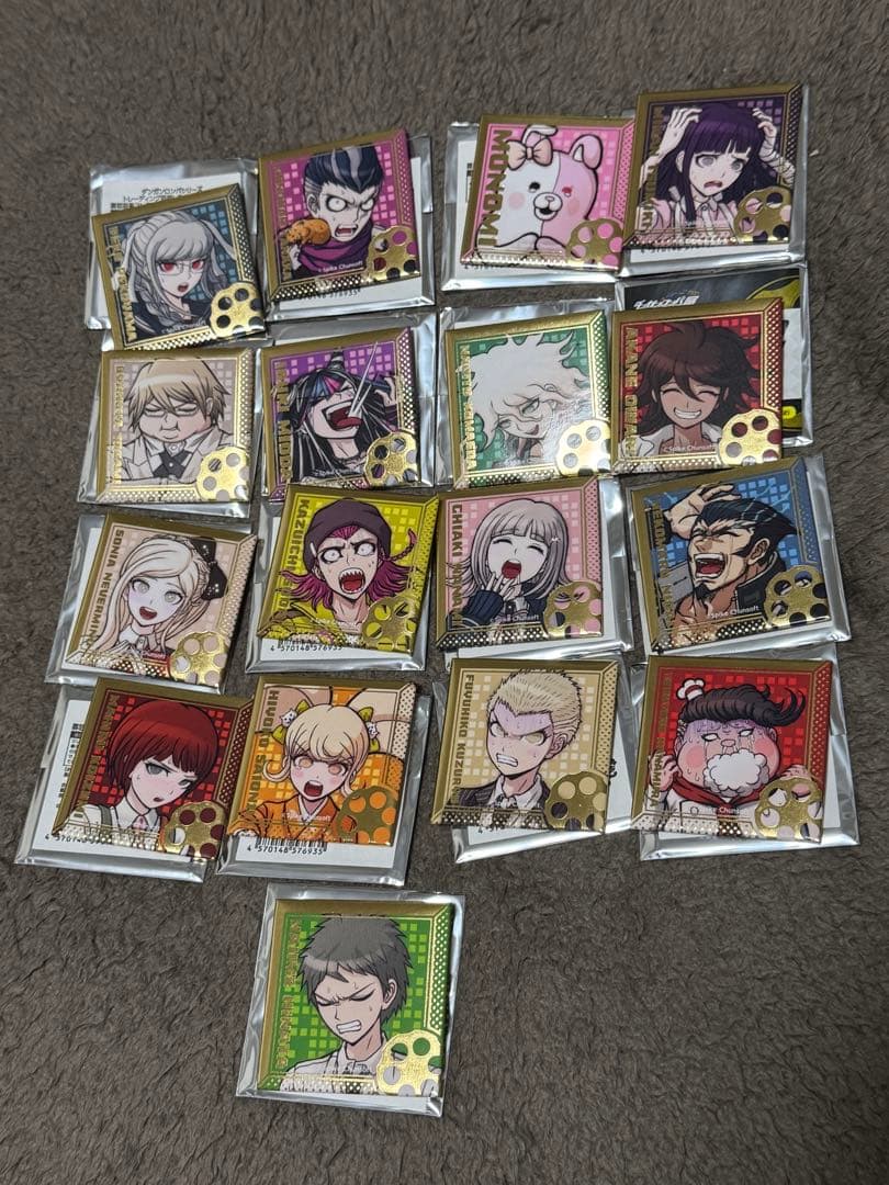 ダンガンロンパ展 喜怒哀楽コレクション 箔押しスクエア缶バッジ コンプリート