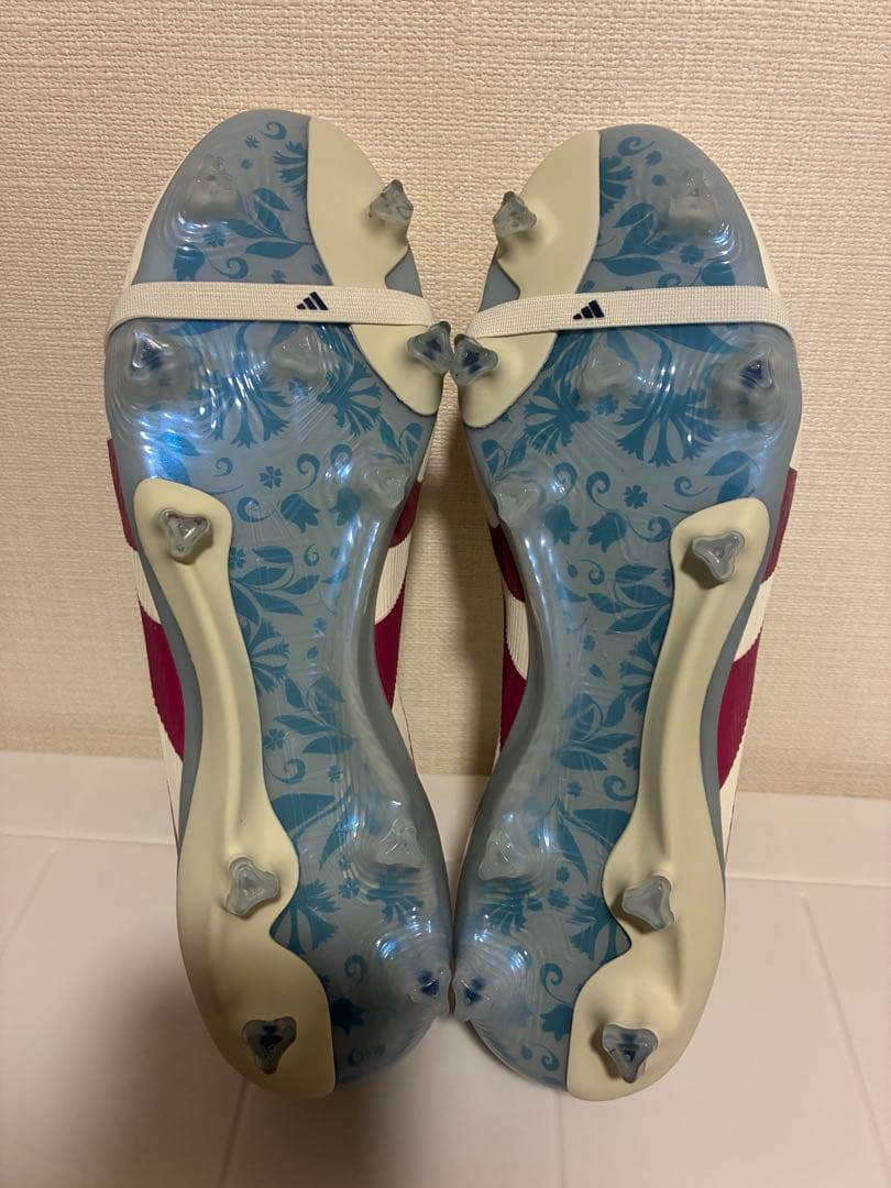 Adidas Predator サッカーシューズ オフホワイト/レッド/ブルー