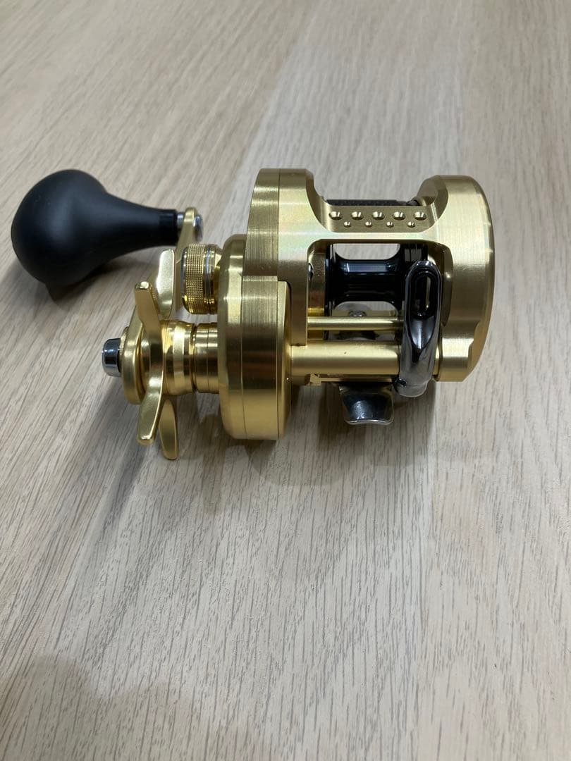 シマノ　24オシアコンクエスト CT300HG(right) 新品未使用