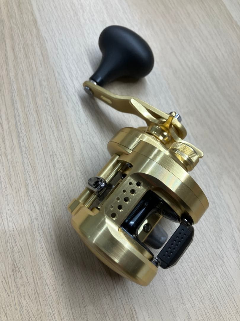 シマノ　24オシアコンクエスト CT300HG(right) 新品未使用