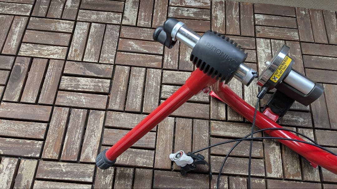MINOURA LR341 ローラー台 (Amazon新品価格約3万円)