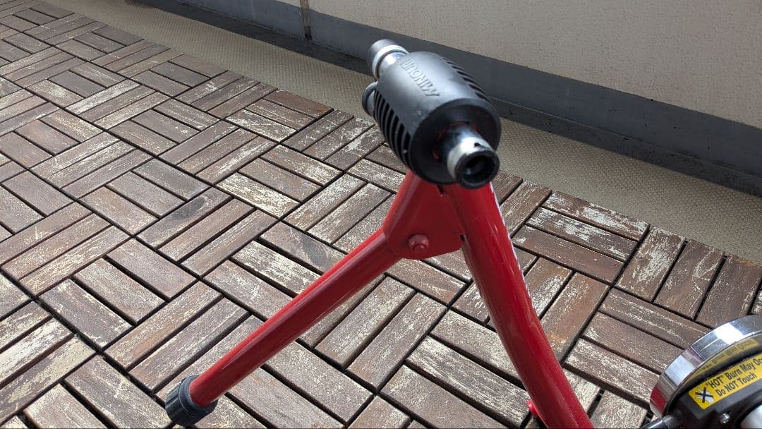 MINOURA LR341 ローラー台 (Amazon新品価格約3万円)