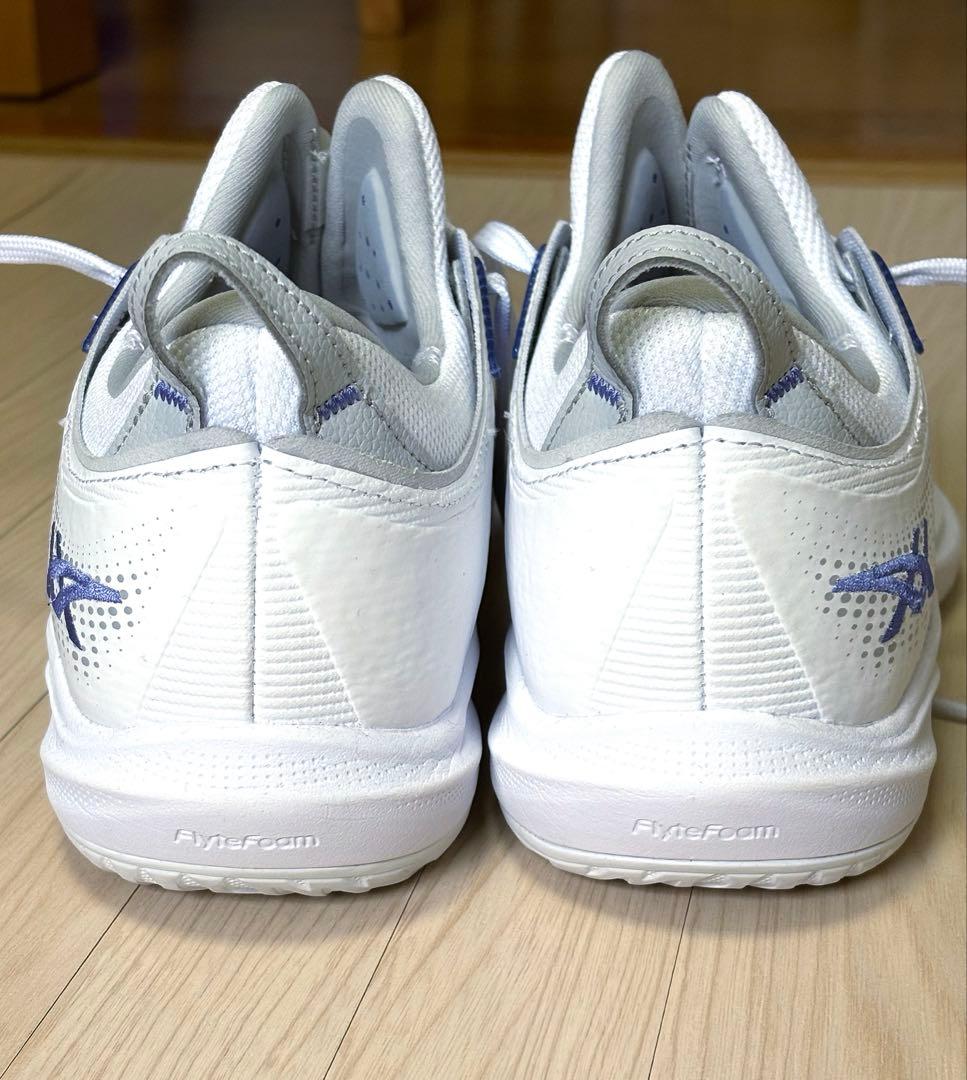 ASICS GLIDE NOVA FF 4 ホワイト/ブルー　バッシュ