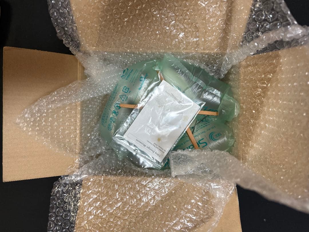 Vitra ヴィトラ ミニチュアLa Chaiseラシェーズ イームズ 木箱なし