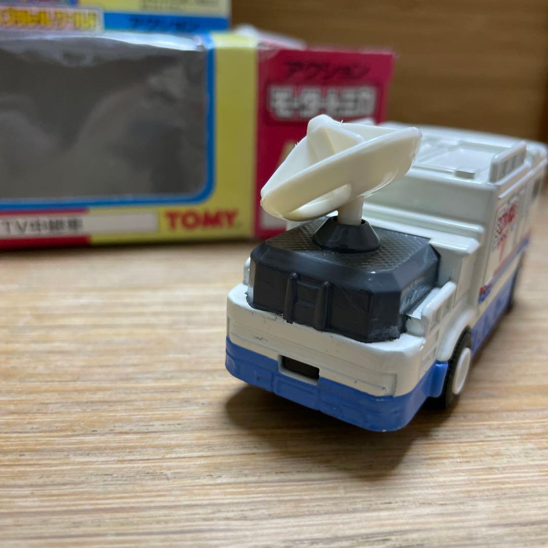 トミカ トヨタ tv 中継車 モータートミカ 希少 タカラ トミー 美品 レア