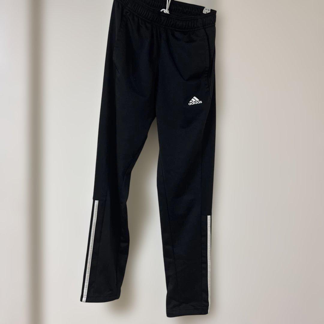 adidas ブラック ジャージ (上下セット)