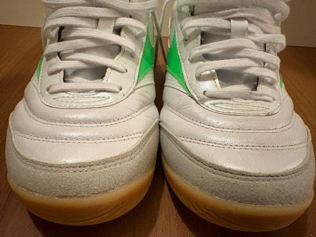 ミズノ24.5 モレリア サラ エリート イン SALA ELITE IN