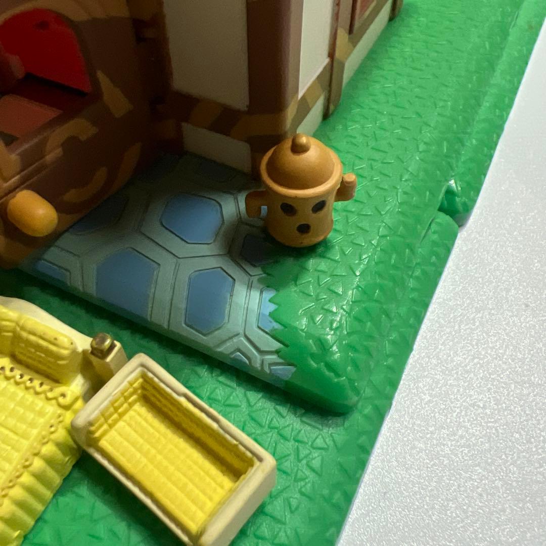 どうぶつの森+ 森をつくろう！　ひろいお家　赤いお屋根　　お時間限定お値下げ