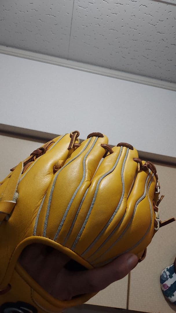 アシックス　大人用　内野用グローブ