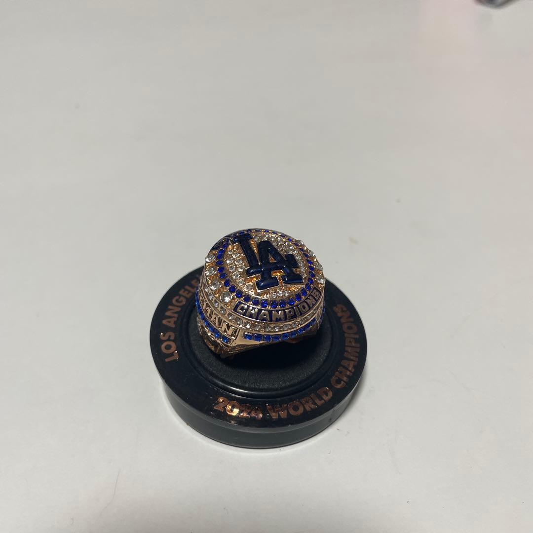 LAドジャース ワールドチャンピオンリングレプリカ　フレディ・フリーマン