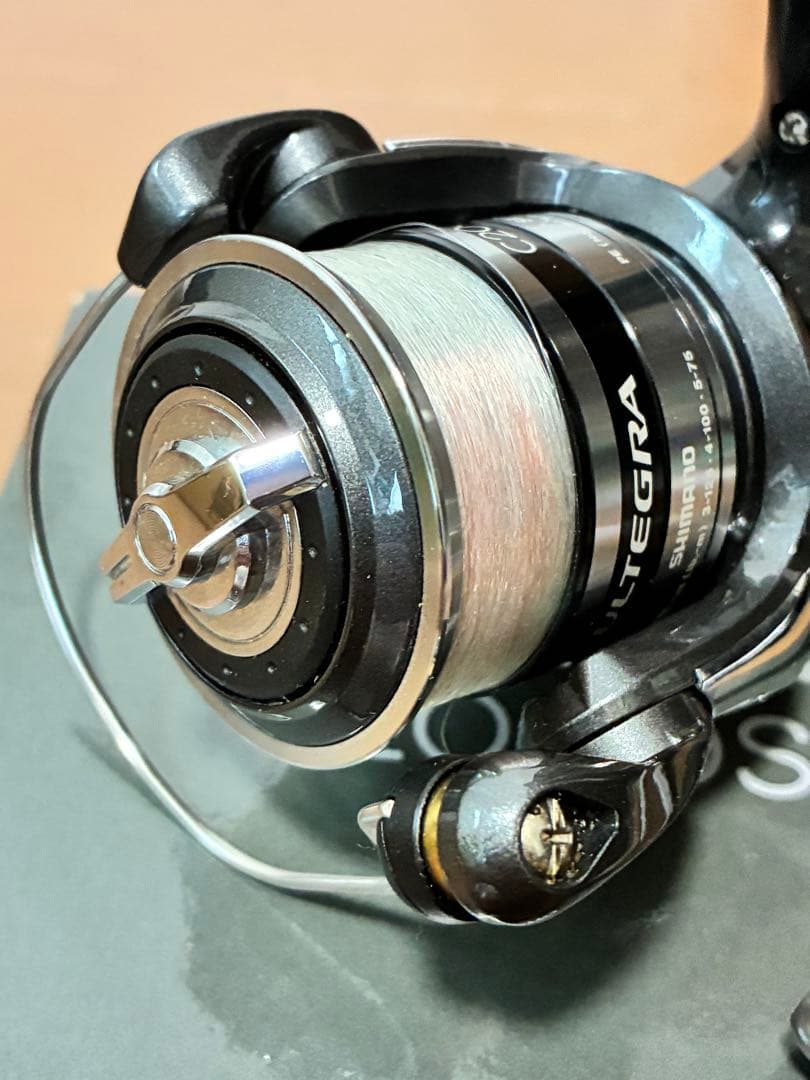シマノ SHIMANO ULTEGRA C2000S スピニングリール