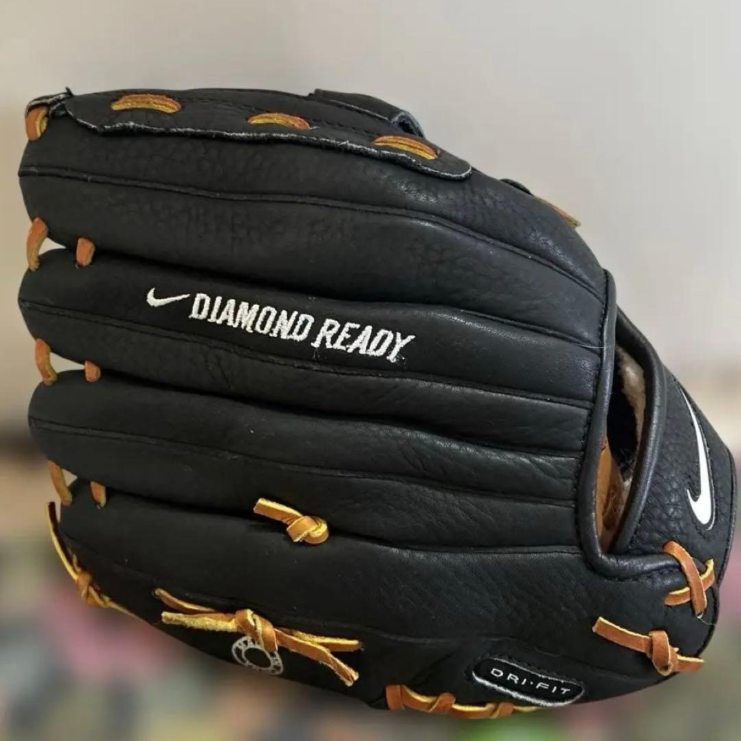 希少品NIKE SHOW SERIES DIAMOND READY GLOVE