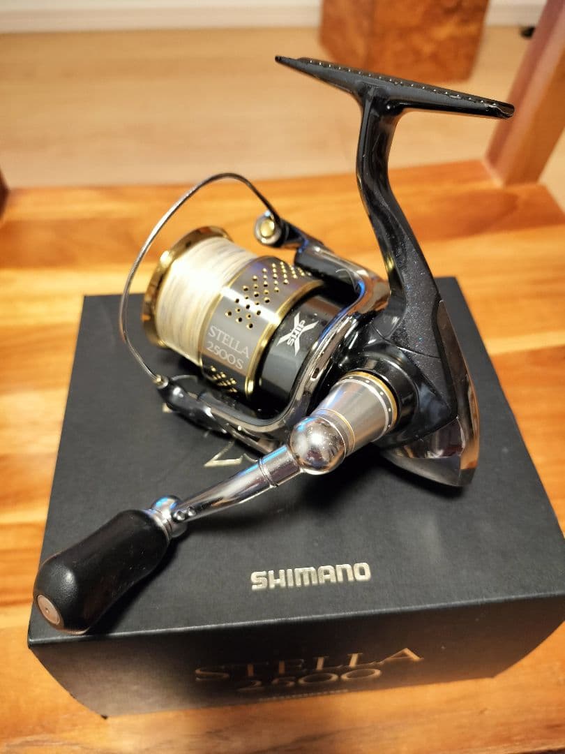 シマノ　10ステラ2500 STELLA リール