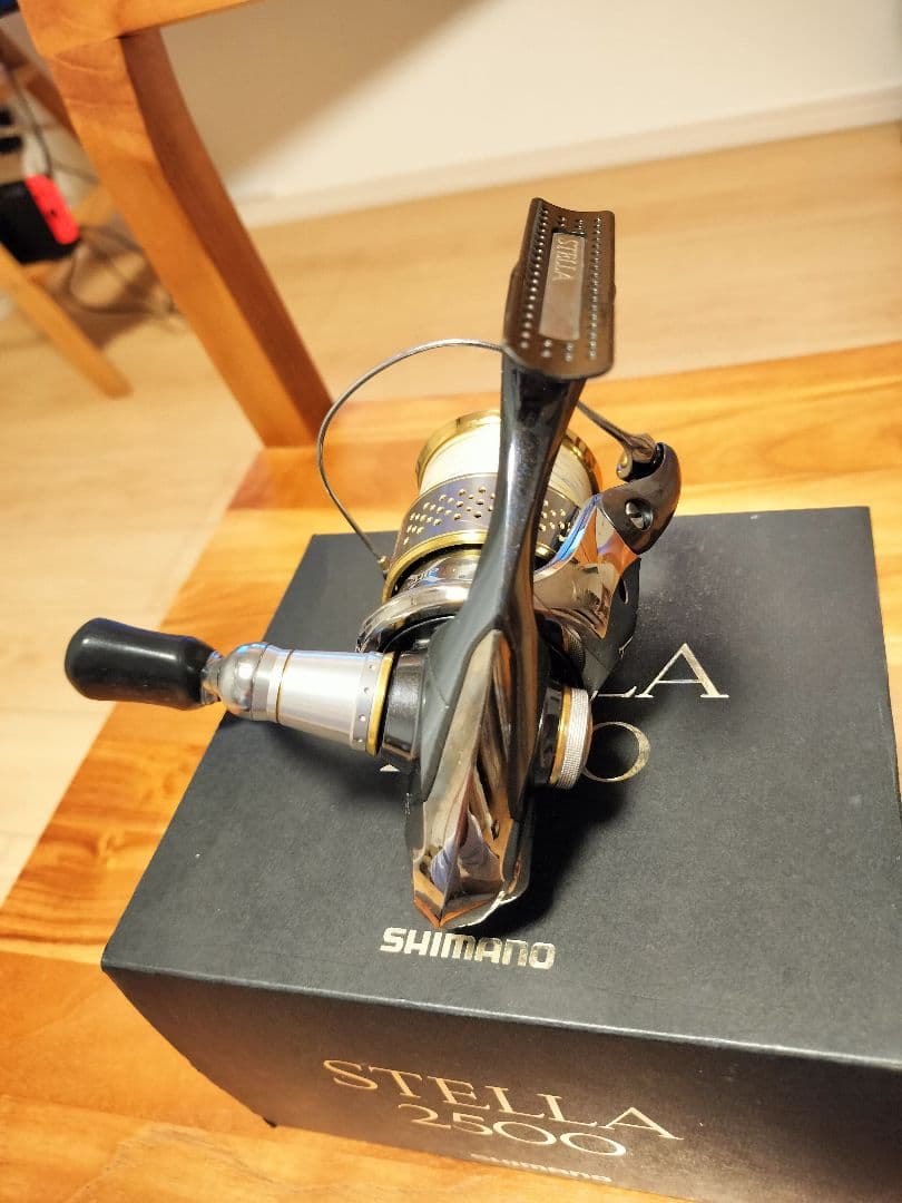 シマノ　10ステラ2500 STELLA リール